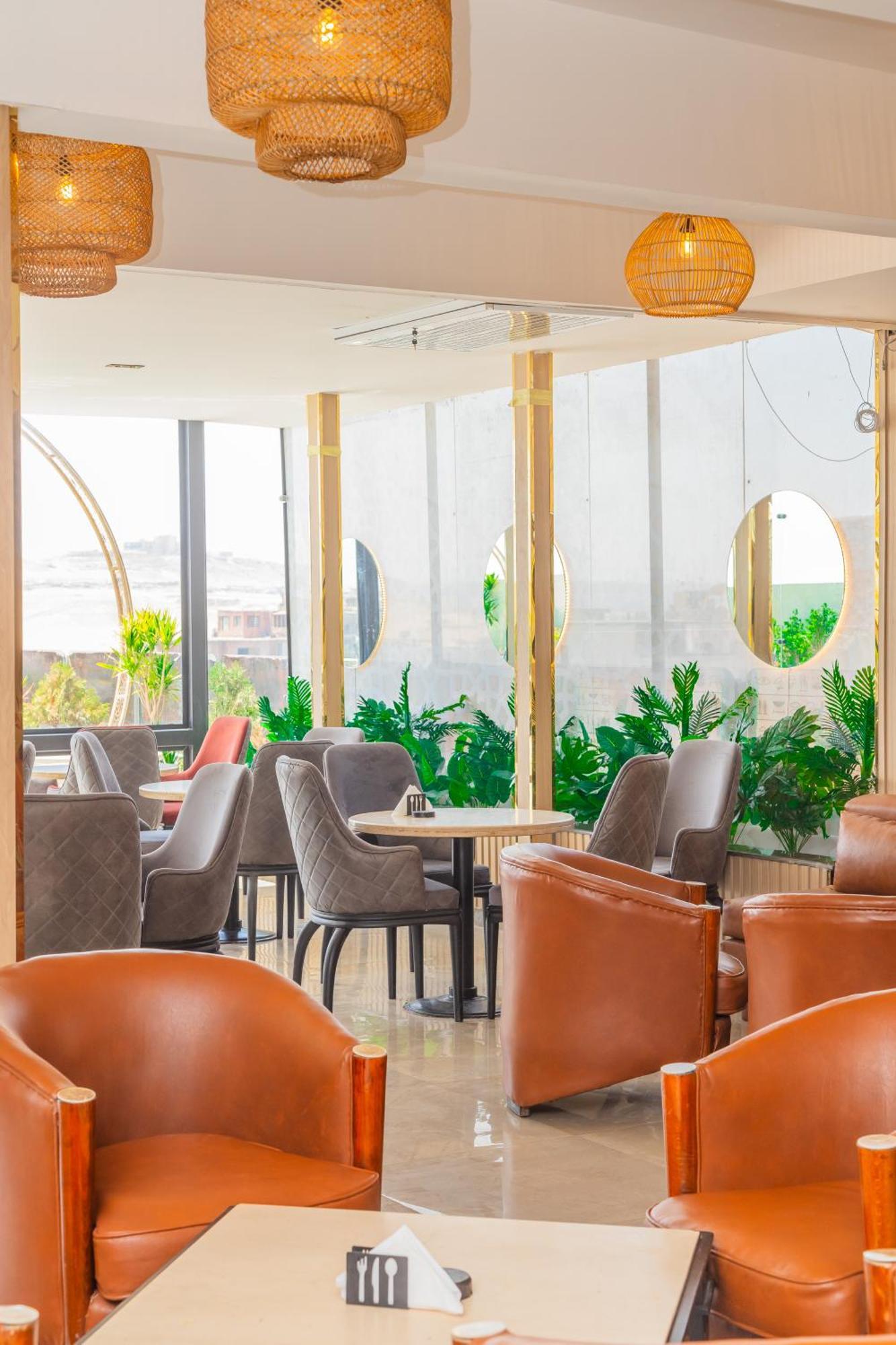 Comfort Giza Top Hotel